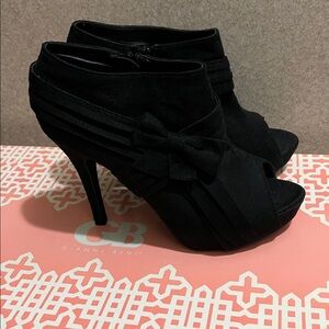 Dots Black Peep-Toe Heels